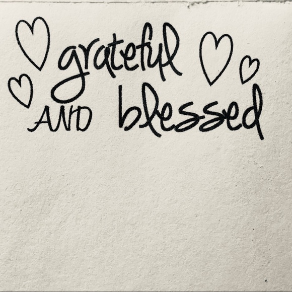 MEET YOUR POSHER...πHE made a MIRACLE out of MEπ - Picture 5 of 10